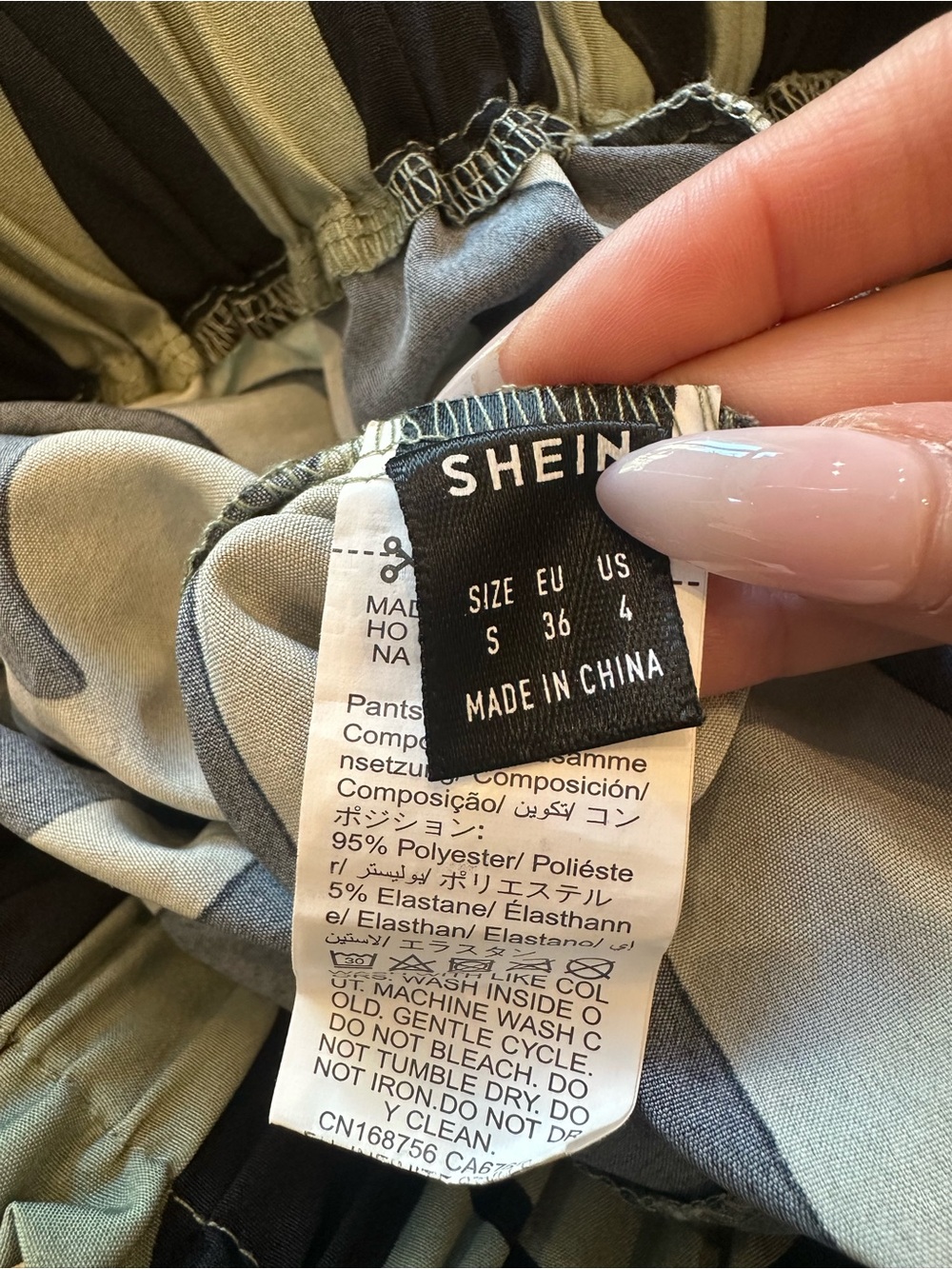 SHEIN Shorts Set - Picture 13 of 13